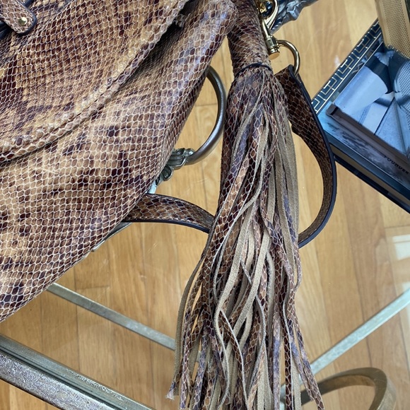 G.I.L.I  Snakeskin Leather Back Pack HandBag - Picture 3 of 17